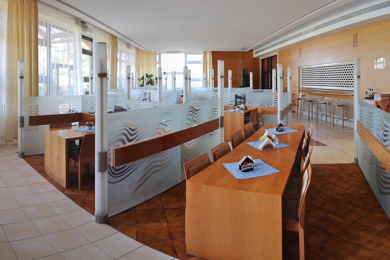 Hotel Vz Merin Екстер'єр фото